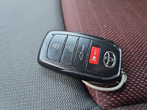 Used 2024 Toyota Corolla SE FWD image 14