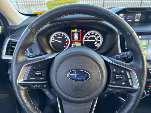 Used 2021 Subaru Forester Touring image 6