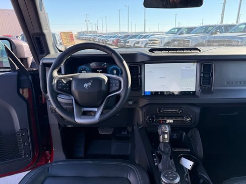 New 2025 Ford Bronco Badlands AWD/4WD image 12