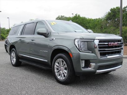 Used 2024 GMC Yukon XL SLT w/ SLT Premium Package