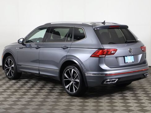 Used 2022 Volkswagen Tiguan SEL R-Line AWD/4WD image 12