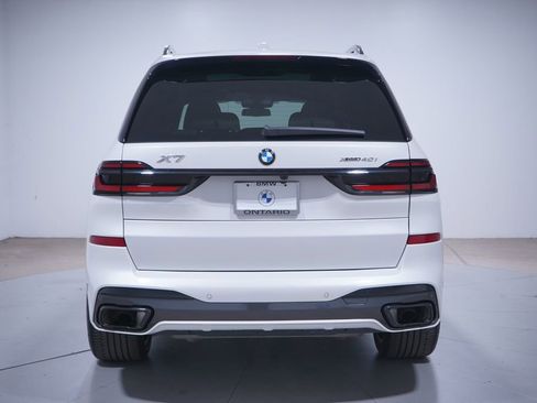 Used 2026 BMW X7 xDrive40i w/ M Sport Package AWD/4WD image 5