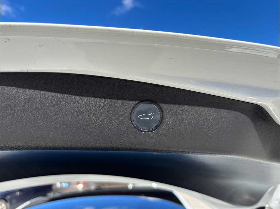 Used 2022 Tesla Model 3 RWD image 41