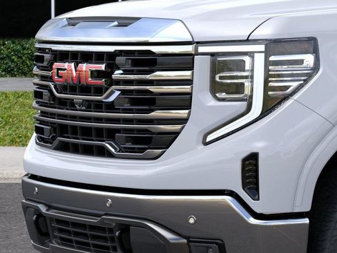 New 2026 GMC Sierra 1500 SLT w/ SLT Premium Plus Package AWD/4WD image 13