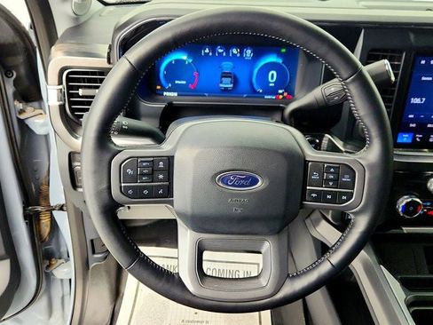 Used 2024 Ford F350 Lariat w/ Lariat Ultimate Package AWD/4WD image 12