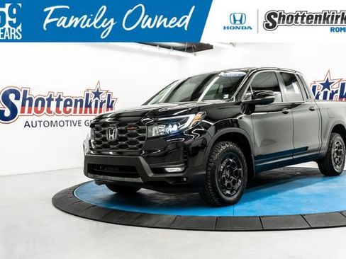 Certified 2025 Honda Ridgeline TrailSport+ image 1
