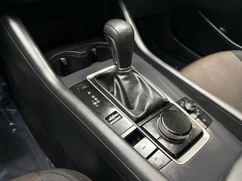 Used 2021 MAZDA MAZDA3 s FWD image 27