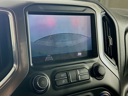 Used 2022 Chevrolet Silverado 1500 RST w/ Z71 Off-Road Package AWD/4WD image 22