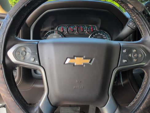 Used 2018 Chevrolet Silverado 1500 LTZ w/ Texas Edition RWD image 23