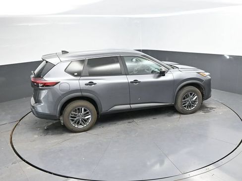 Used 2024 Nissan Rogue S AWD/4WD image 32