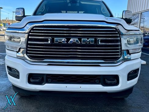 Used 2023 RAM 2500 Laramie AWD/4WD image 11
