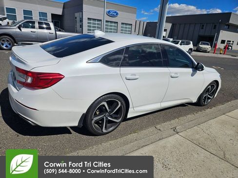 Used 2019 Honda Accord Sport image 4