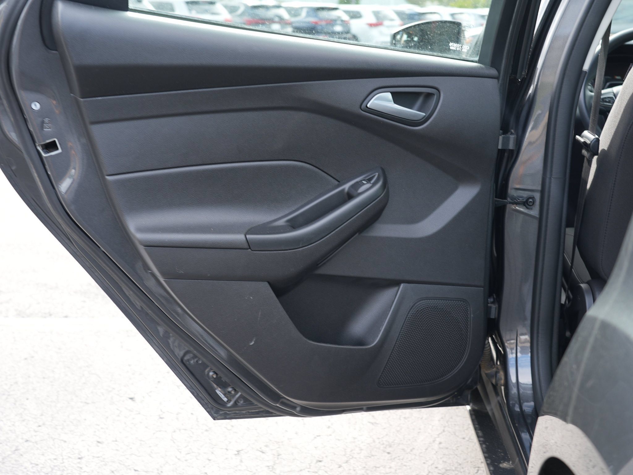 Used 2018 Ford Focus SE FWD image 20