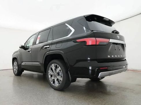Used 2026 Toyota Sequoia Capstone AWD/4WD image 20