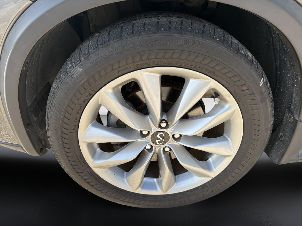 Used 2021 INFINITI QX50 Luxe FWD image 9