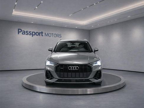 Used 2024 Audi Q3 2.0T Premium Plus w/ Premium Plus Package AWD/4WD image 2