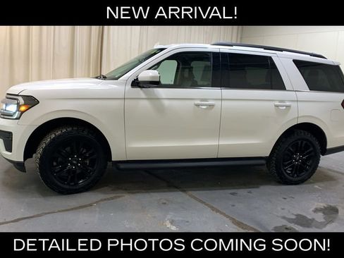 Certified 2024 Ford Expedition XLT AWD/4WD image 6