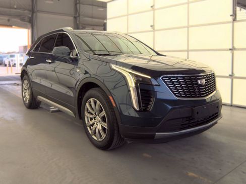 Used 2019 Cadillac XT4 Premium Luxury w/ Cold Weather Package AWD/4WD image 1