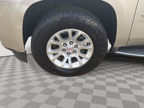 Used 2017 GMC Yukon XL SLT AWD/4WD image 26
