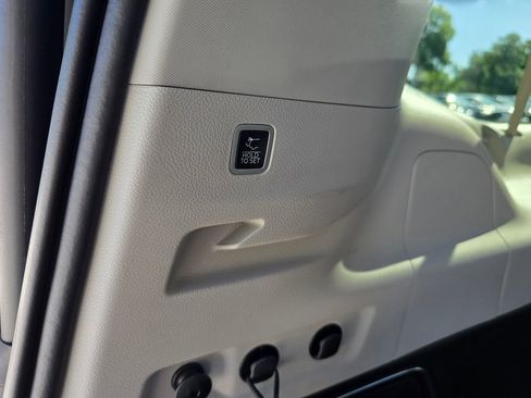 Used 2023 Jeep Wagoneer L Series III w/ Premium Group I AWD/4WD image 49