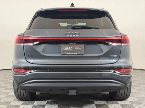 Used 2025 Audi Q6 e-tron Premium Plus w/ Premium Plus AWD/4WD image 10
