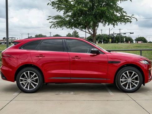 Used 2026 Jaguar F-PACE R-Dynamic S AWD/4WD image 8
