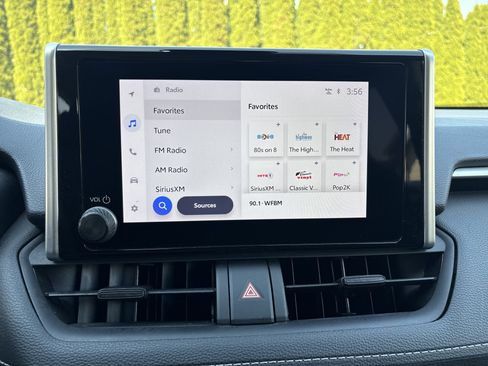 Certified 2024 Toyota RAV4 LE AWD/4WD image 26