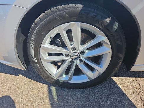 Used 2020 Volkswagen Passat 2.0T SE image 26