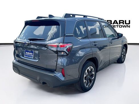 Used 2026 Subaru Forester Premium AWD/4WD image 7
