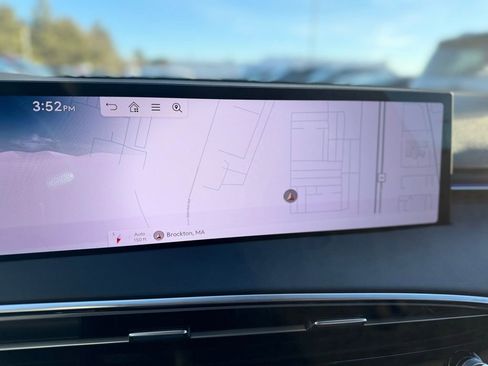 Used 2026 Genesis GV70 2.5T Advanced image 11