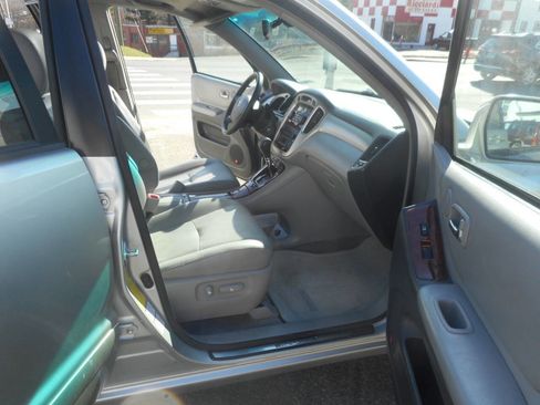 Used 2006 Toyota Highlander Limited image 15