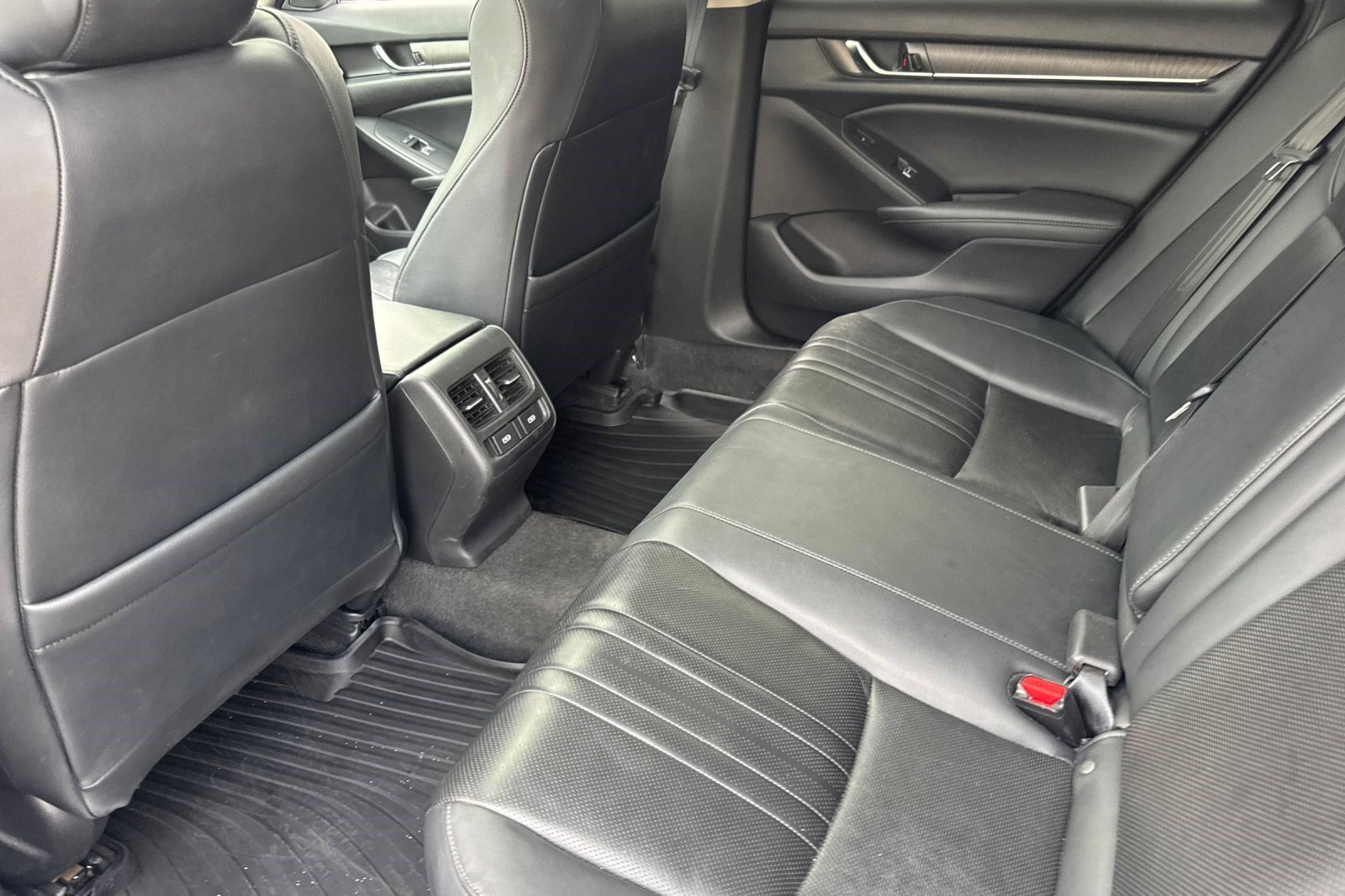 Used 2022 Honda Accord Touring image 24