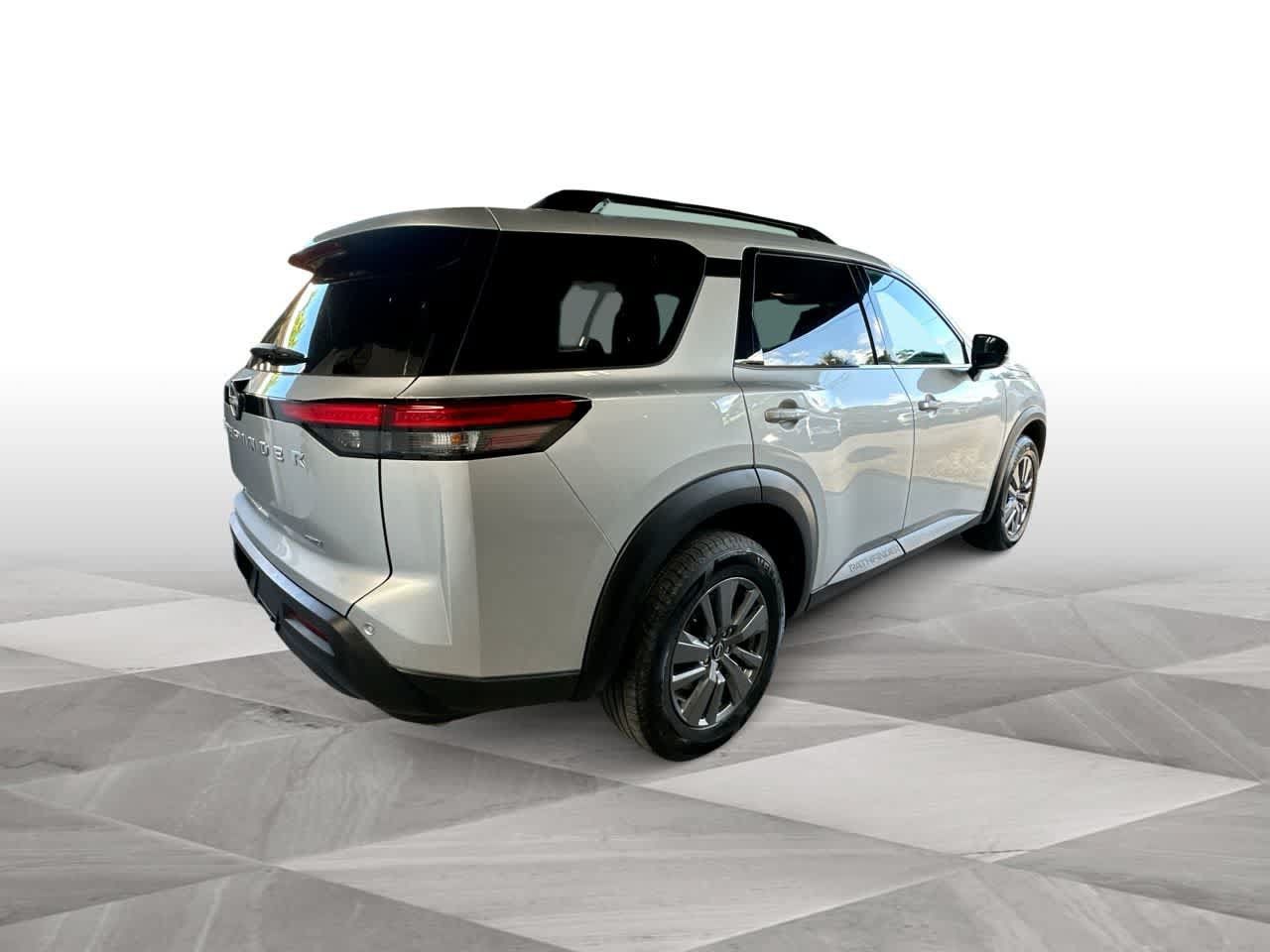Used 2025 Nissan Pathfinder SV AWD/4WD image 8