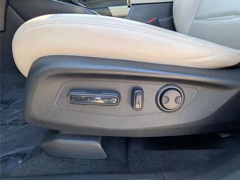 Used 2023 Honda CR-V EX-L image 19