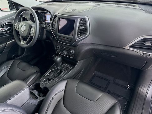 Used 2022 Jeep Cherokee Latitude Lux image 32