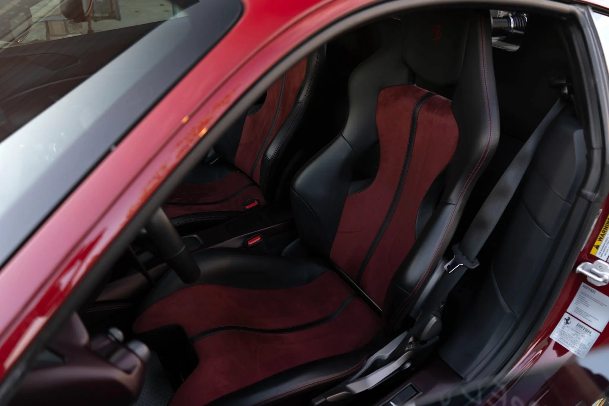 Used 2020 Ferrari 488 Pista Coupe RWD image 24