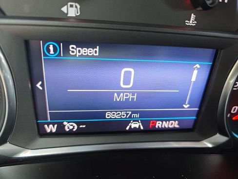 Used 2020 Chevrolet Equinox LT FWD image 21