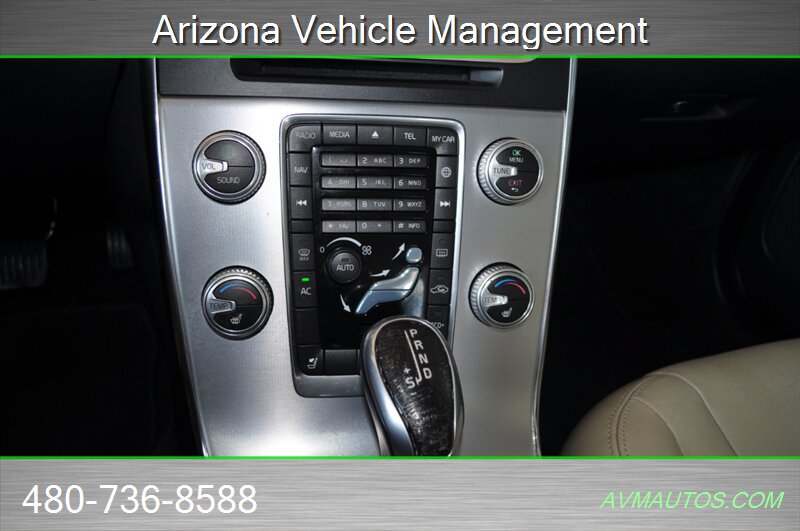 Used 2017 Volvo S60 T5 Dynamic FWD image 27