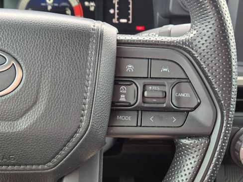 Used 2025 Toyota Tacoma SR image 22