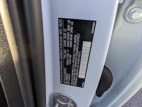 New 2026 Volvo XC40 B5 Plus w/ Protection Package Premier image 31