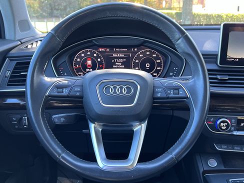 Used 2019 Audi Q5 2.0T Premium Plus w/ Premium Plus Package image 18