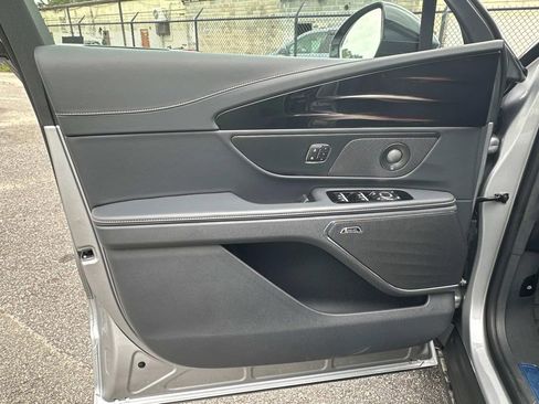 New 2025 Lincoln Nautilus Premier w/ Equipment Group 102A image 10