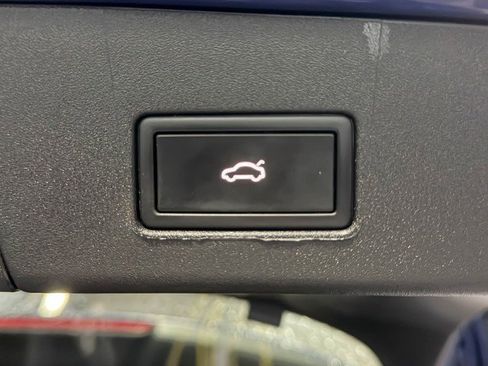 Used 2021 Volkswagen ID.4 Pro S image 36