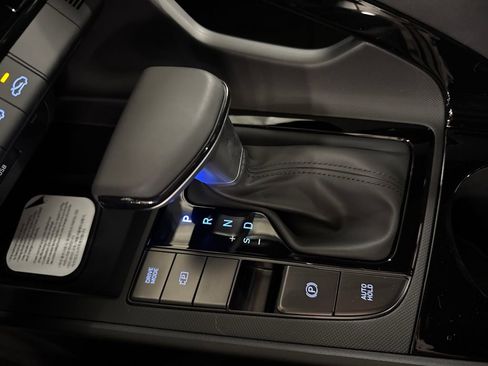 New 2026 Hyundai Elantra Sport FWD image 31