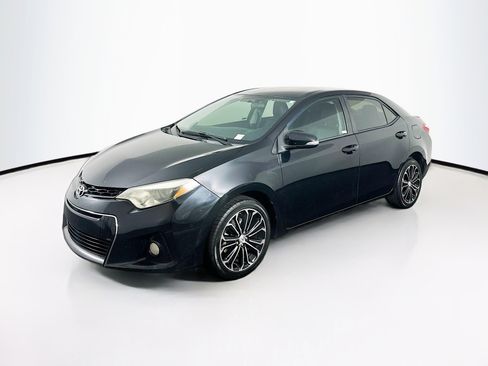Used 2015 Toyota Corolla S image 3