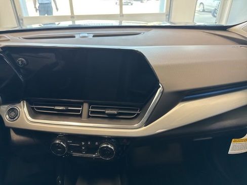 New 2026 Chevrolet Trax LT w/ Driver Confidence Package image 27