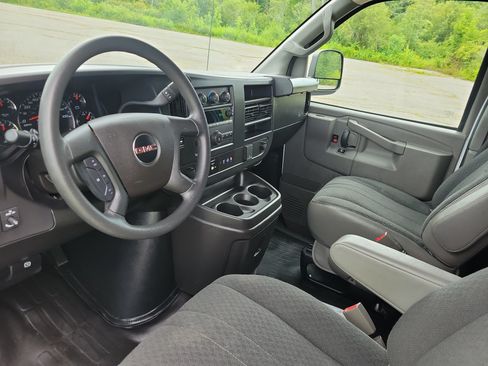 Used 2025 GMC Savana 2500 w/ Driver Convenience Package RWD image 17