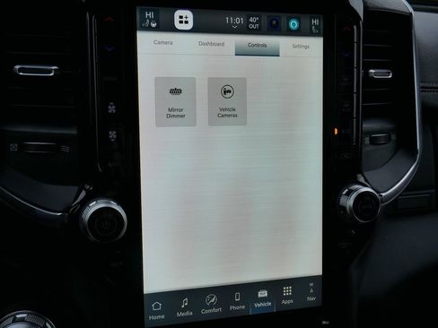 Used 2025 RAM 1500 Laramie image 31