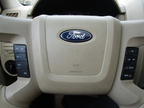 Used 2010 Ford Escape XLT image 20