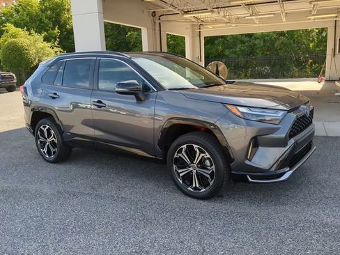 Certified 2025 Toyota RAV4 XSE w/ Weather Package AWD/4WD image 2